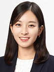 奥村薫里香さん（64回生）